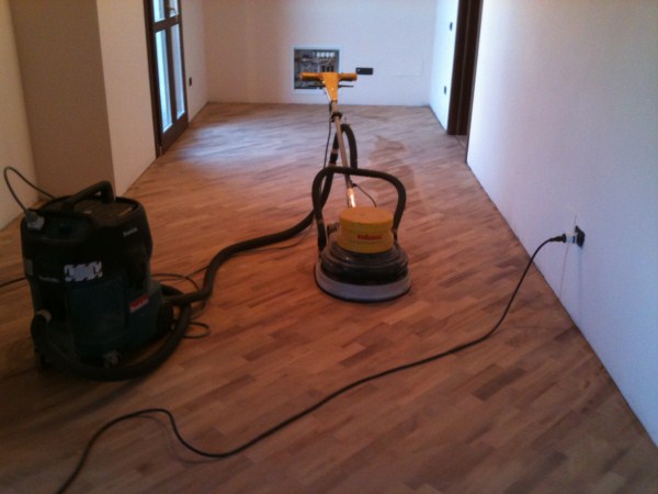 levigatura-e-verniciatura-parquet_2
